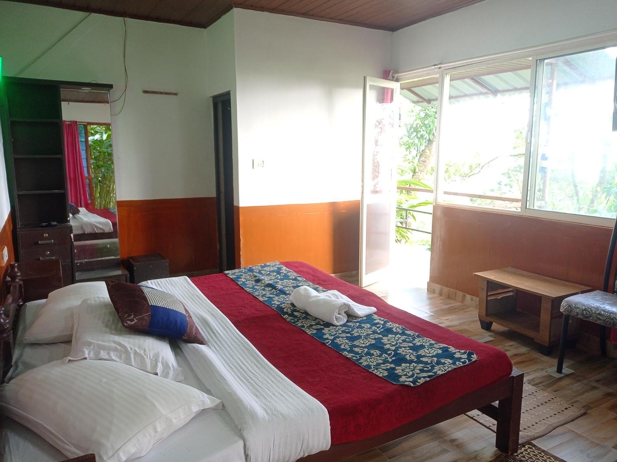 Munnar Home Stay Teadrops Plantation Villa ภายนอก รูปภาพ